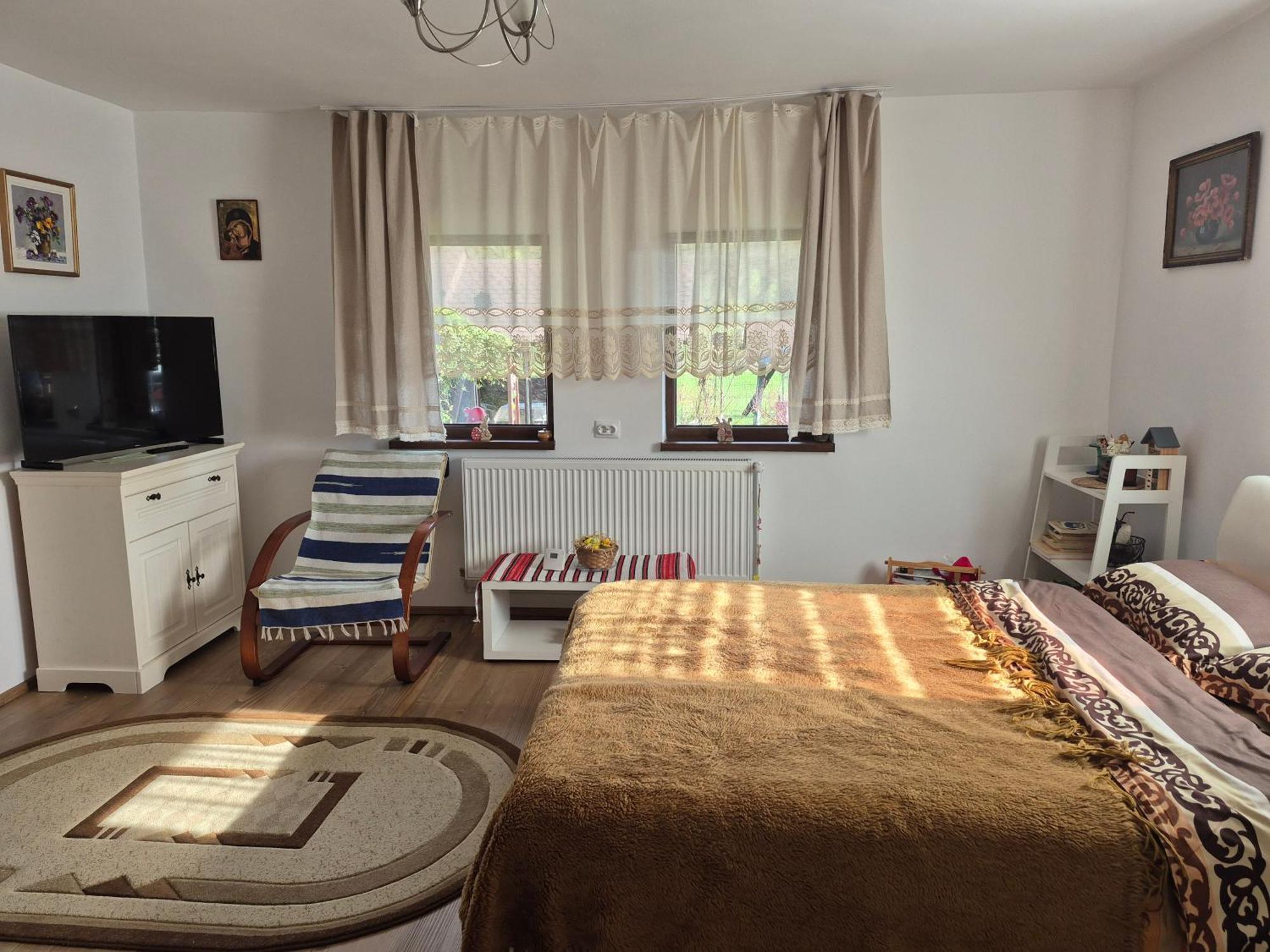 Casa Bunicilor * Ciprian Porumbescu